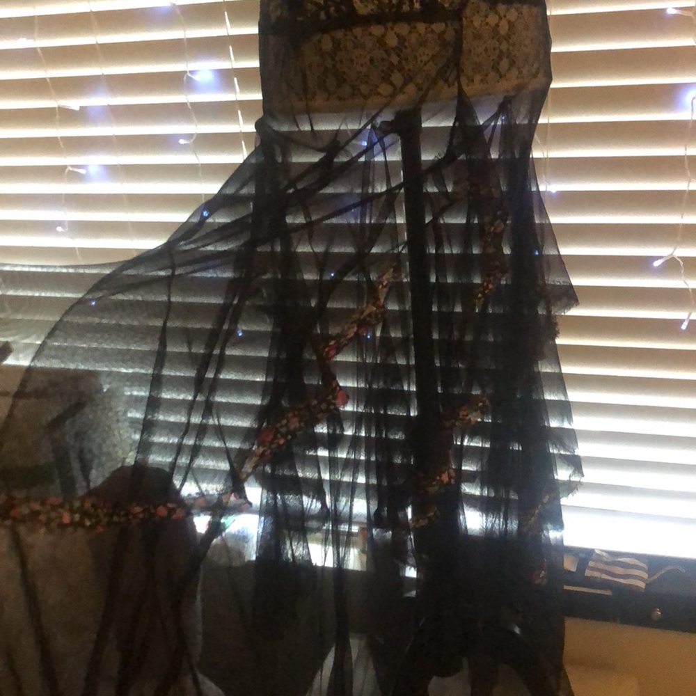 💟RARE💟 Intimately sheer/lace maxi slip dress - Picture 4 of 8